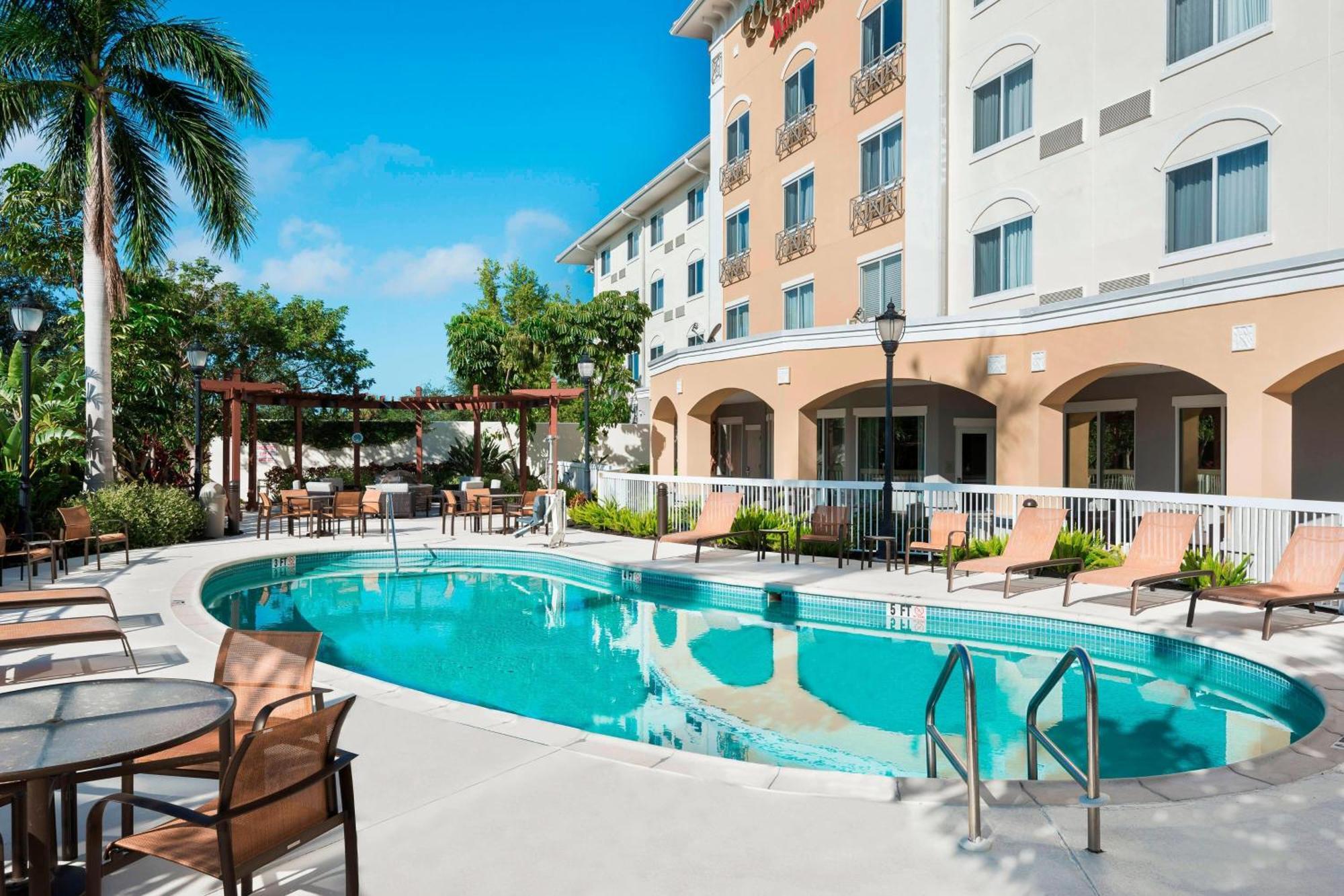 Courtyard Fort Myers At I-75 And Gulf Coast Town Center Estero Luaran gambar